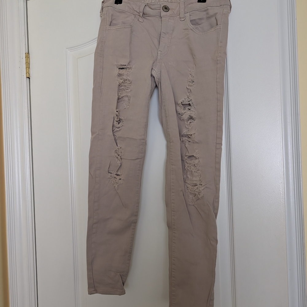 American Eagle Outfitters Pale Pink Super Stretch Jeans Size 6 Short